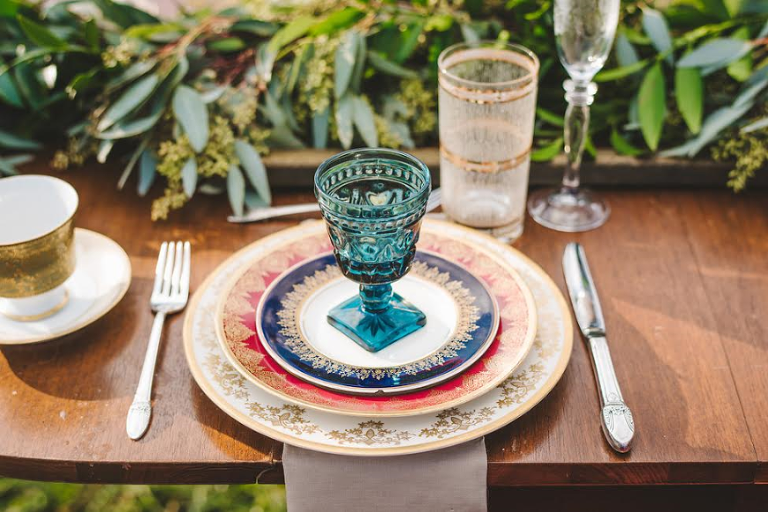 Mingle Vintage China Setting 