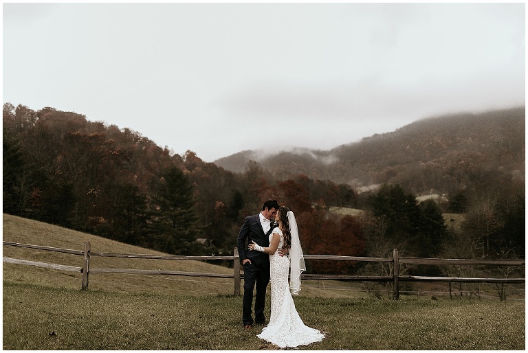 Mingle Events Couple at Chestnut Ridge